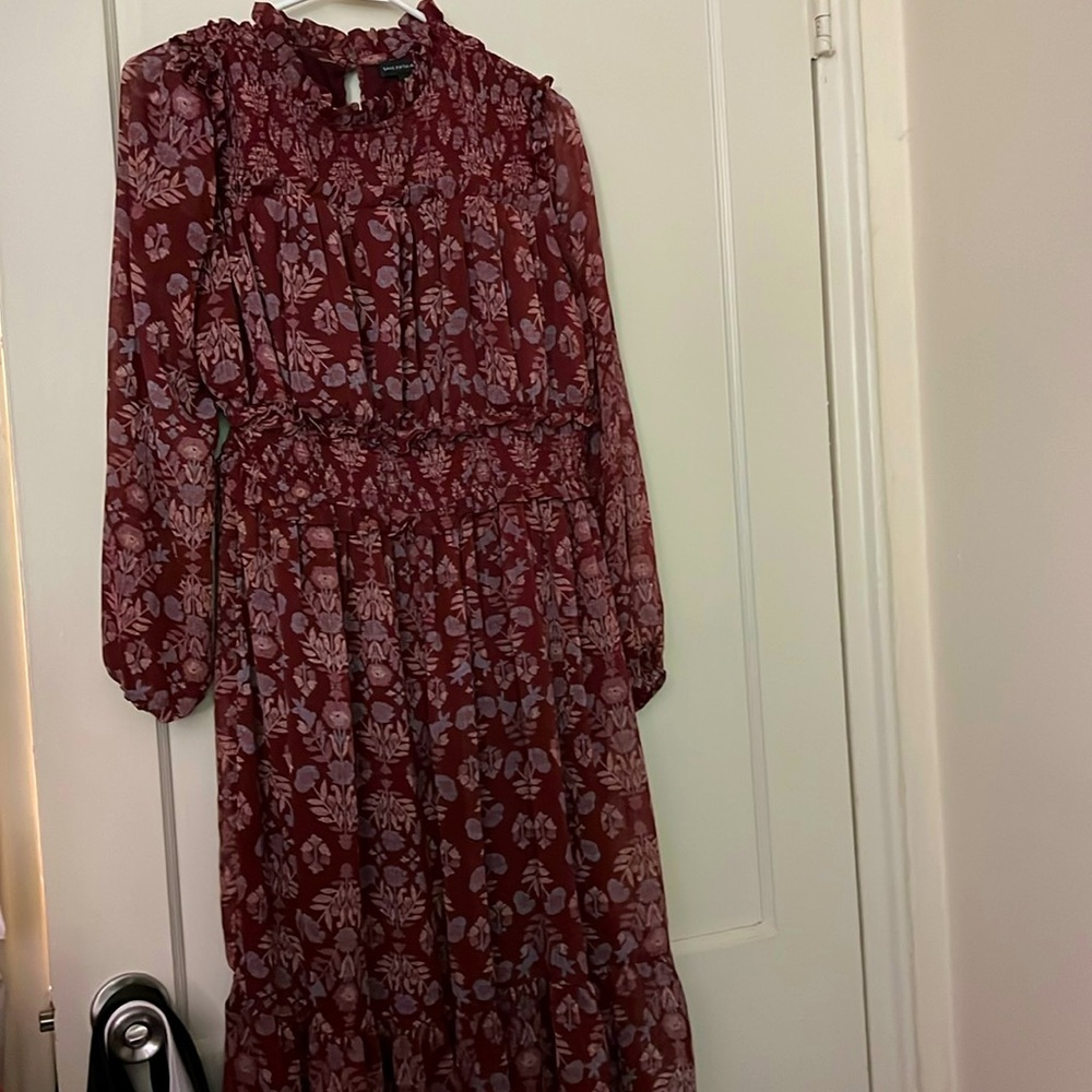 saks fifth avenue long sleeve dress size: M